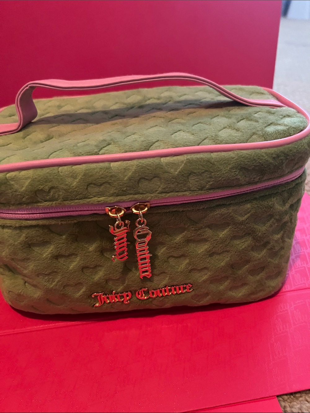 Juicy Courure  Cosmetic Case 🛍️